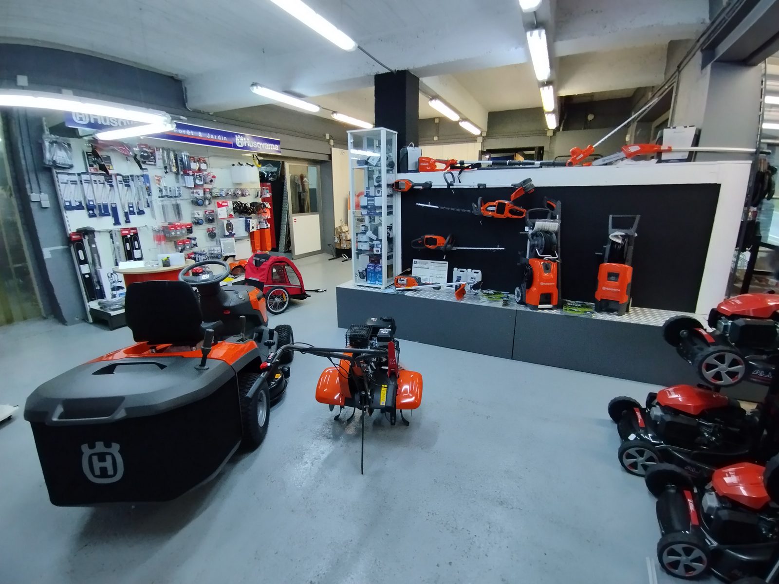 Qui sommes-nous ? - photo 4